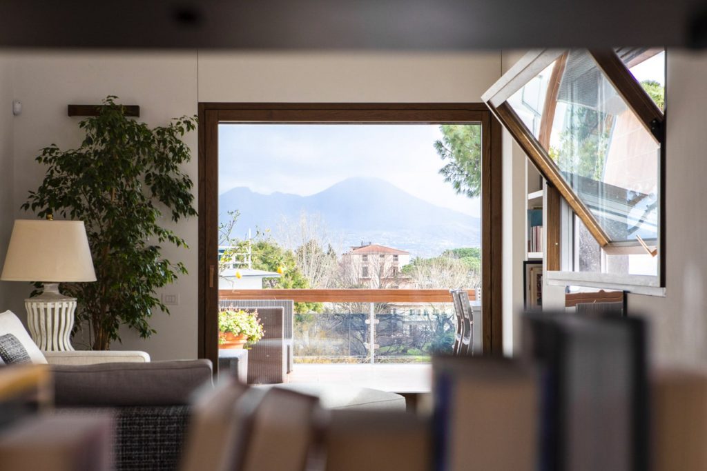 giorgio-senatore-porte-finestre-live-ambientata-2-min