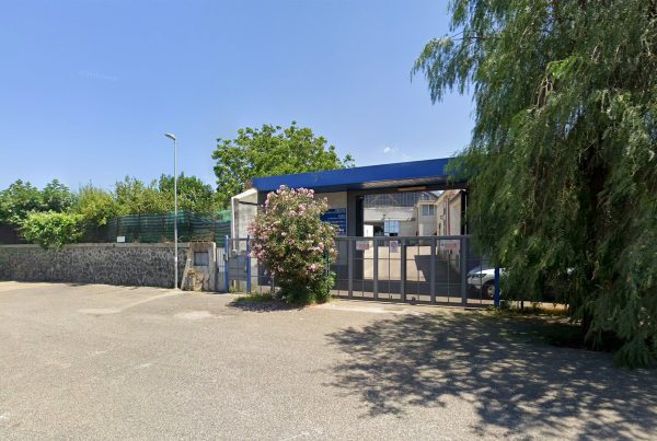 Showroom Giorgio Senatore a Ercolano, vista esterna